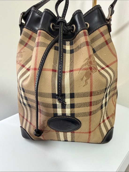 Burberrys Handbags - Authentic Vintage Burberrys London Nova Check Bucket Bag